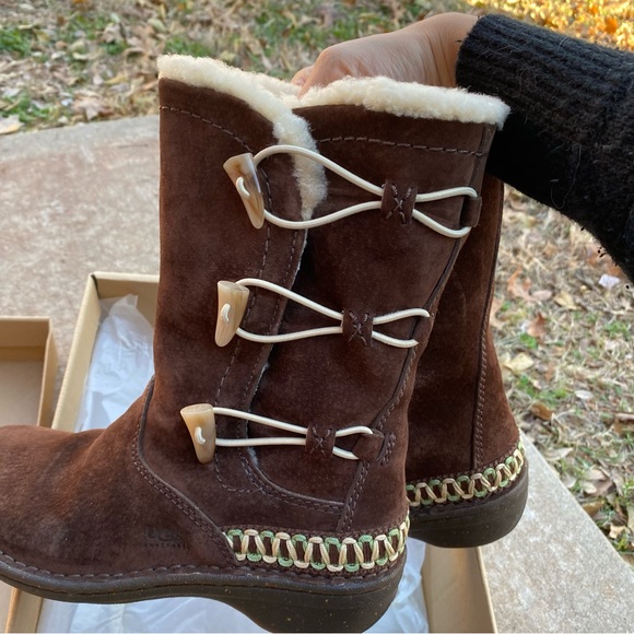 Brown Kona UGG Boots - Picture 4 of 9